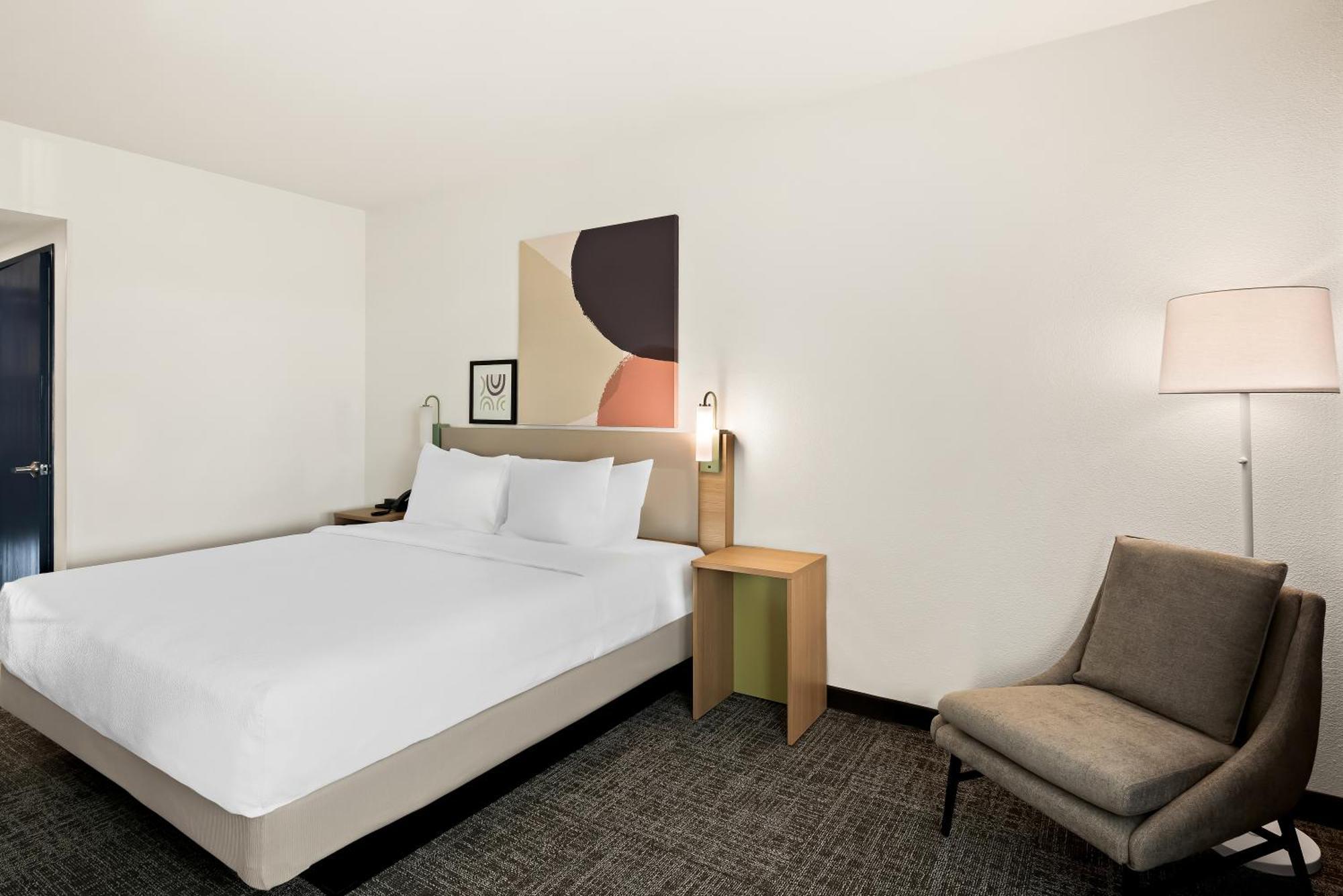 Spark By Hilton Williams Newly Opened 2025 Exterior photo