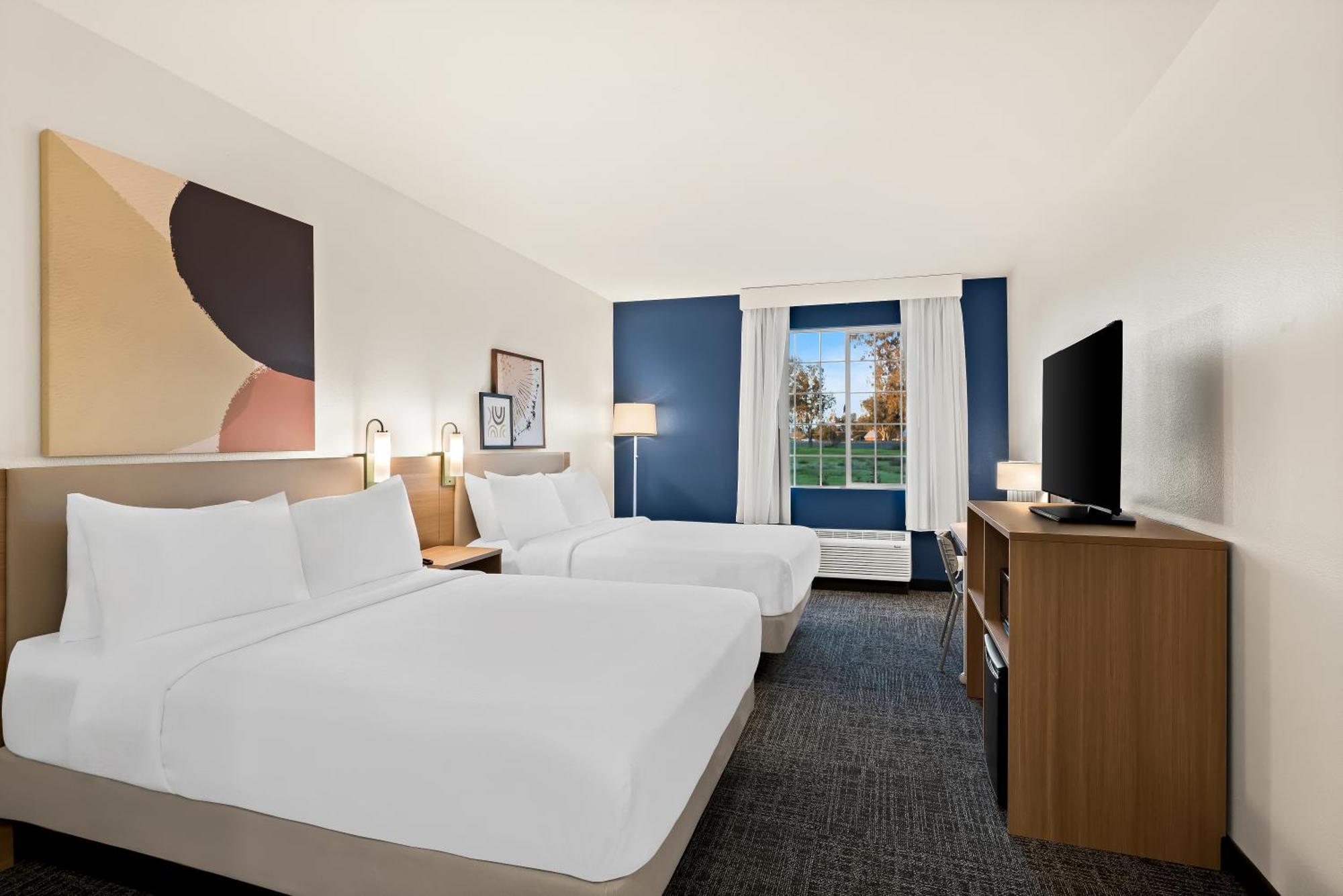 Spark By Hilton Williams Newly Opened 2025 Exterior photo